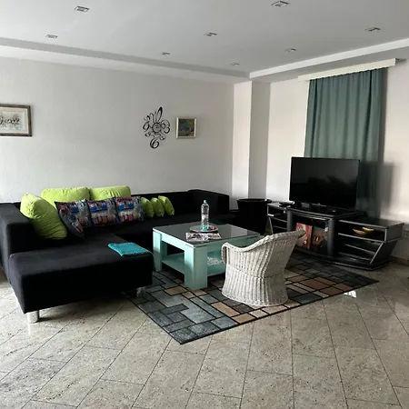 Terrace Apartment *